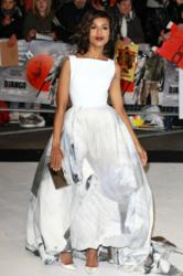 Kerry Washington carries the Jill Milan Art Deco Clutch to the London premiere of "Django Unchained," Jan 10, 2013. (Photo: Fred Duval / FilmMagic)